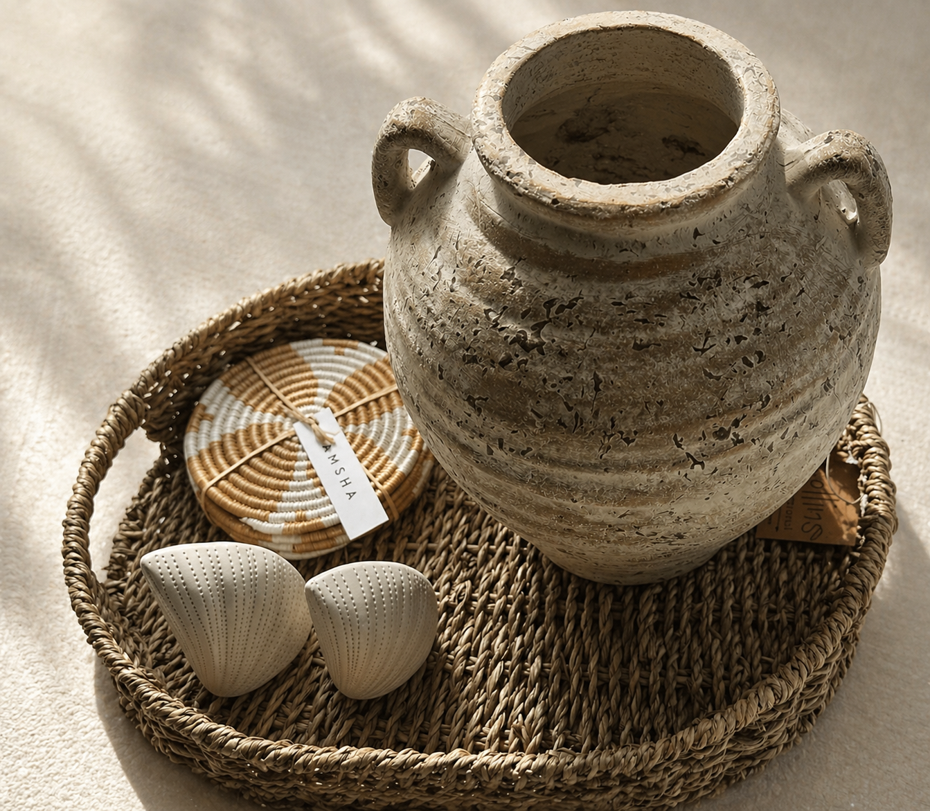 Build Your Box with a Vintage Ceramic Vase – Ivory